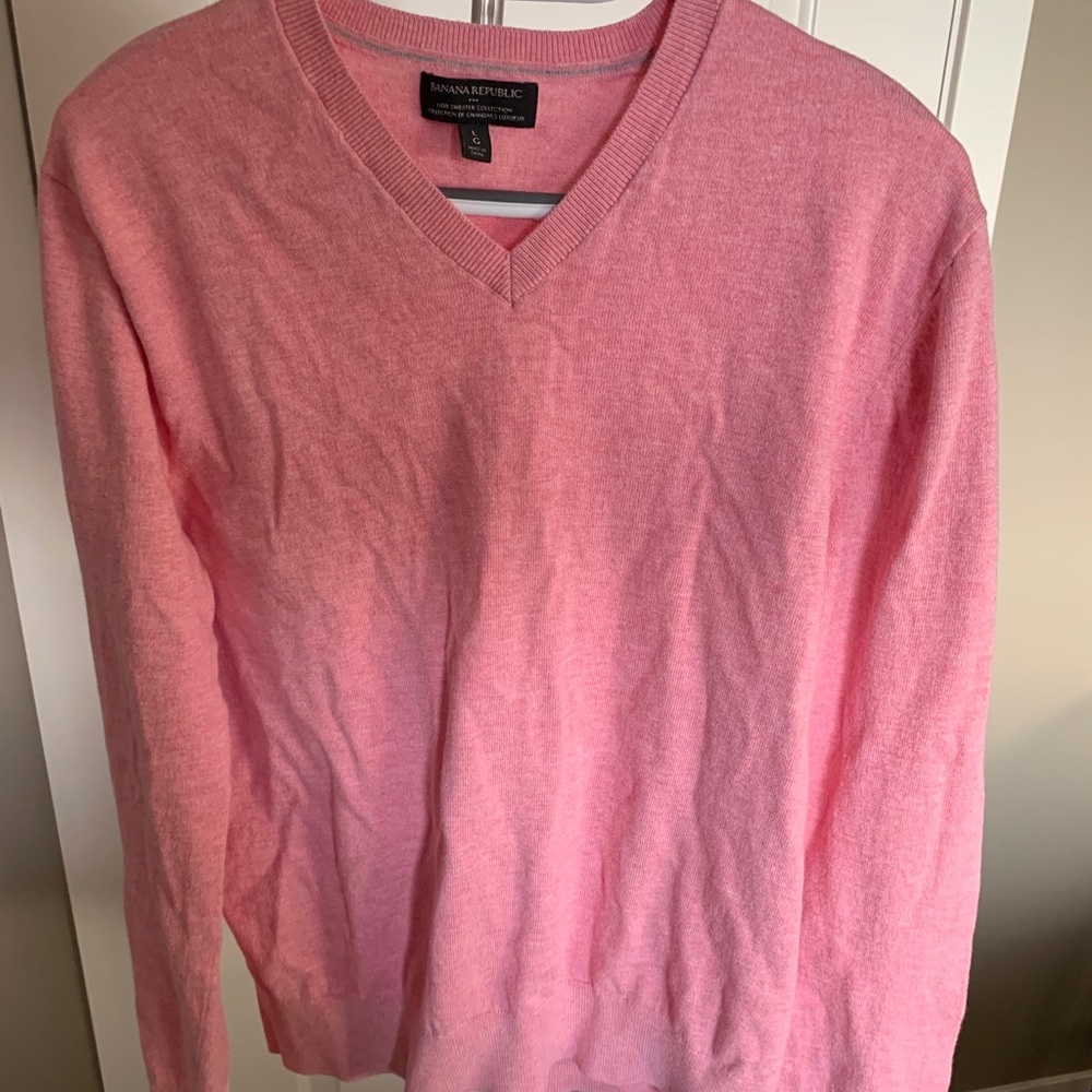 Banana Republic V neck